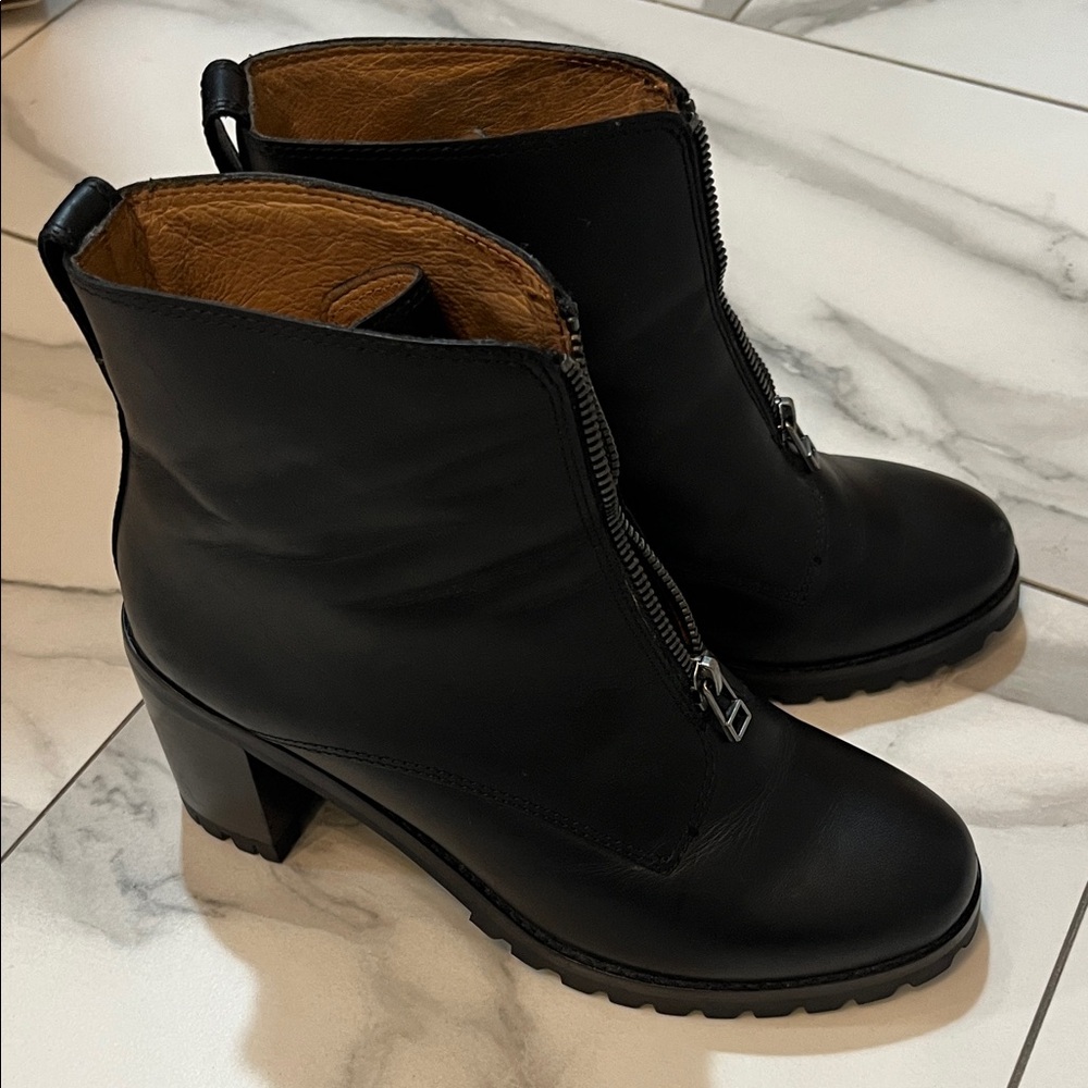 Madewell Women’s Black Leather Boots